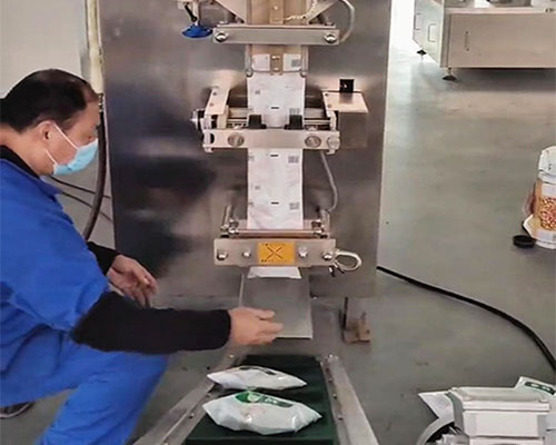 DXD-500-Liquid-Packaging-Machine.12.jpg