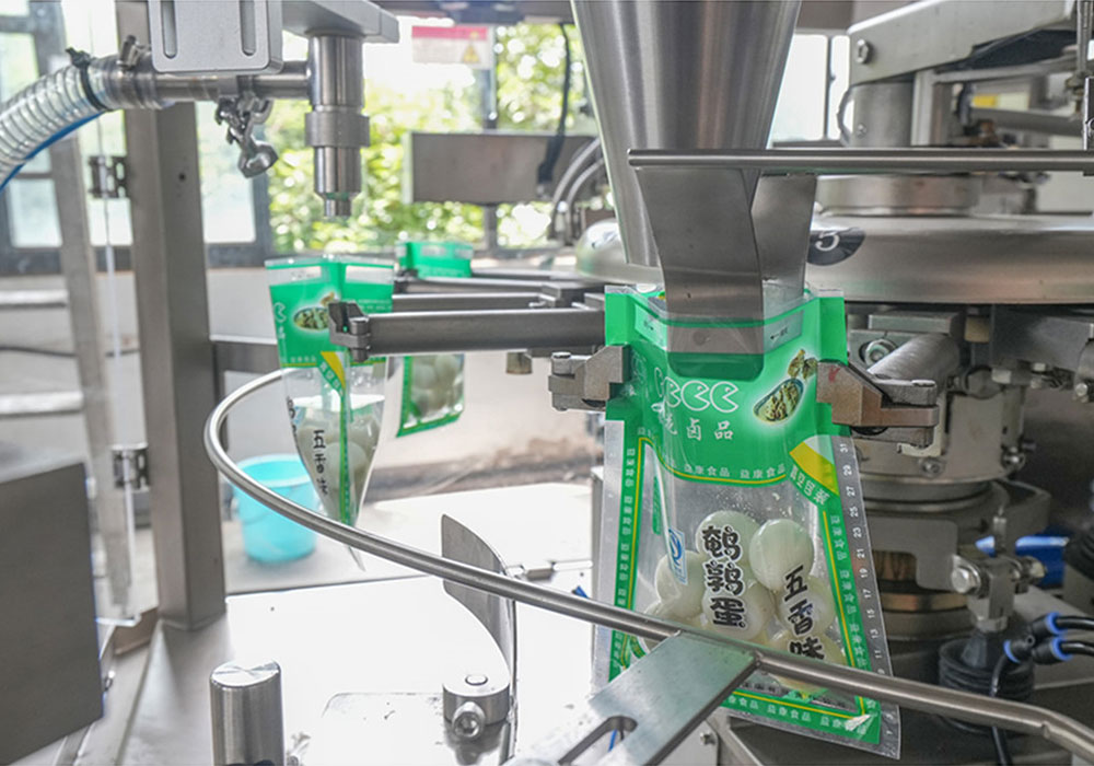 HK-Liquid-Premade-Pouch-Packaging-Machine.6.jpg
